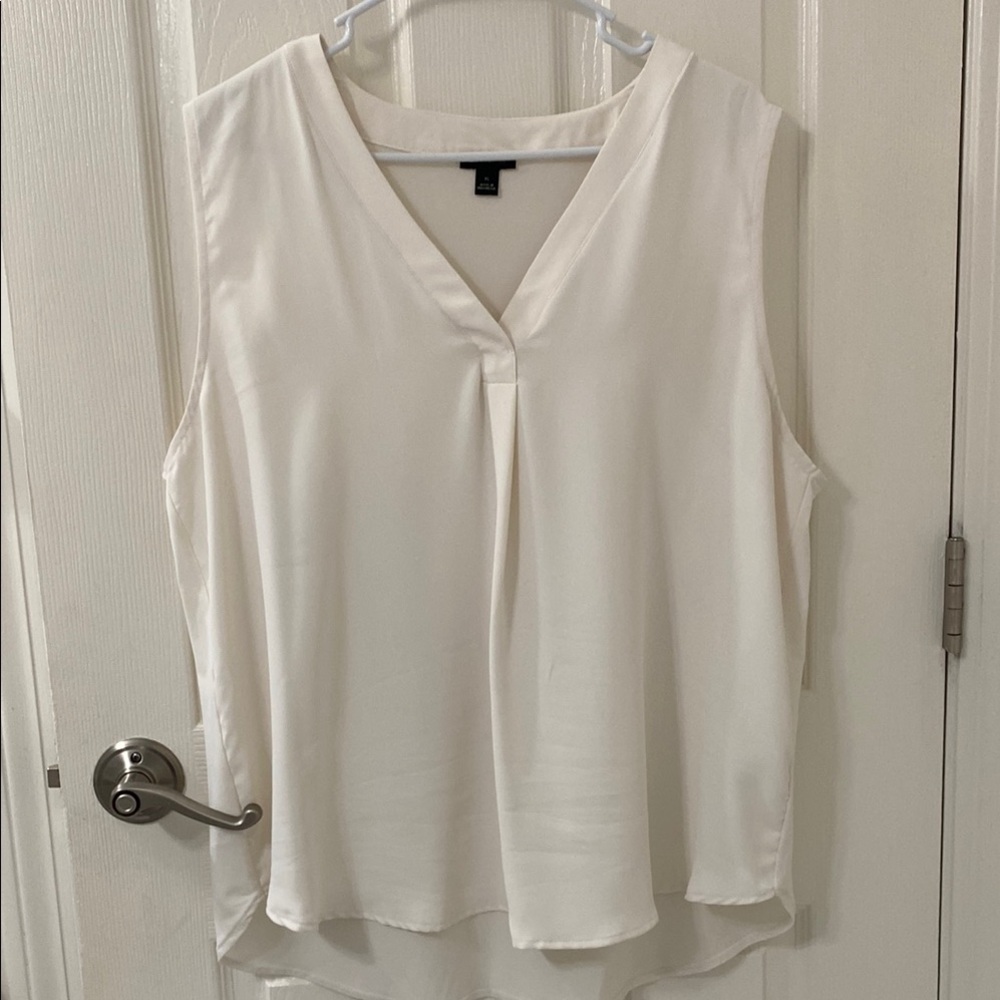 Ann Taylor Sleeveless Top